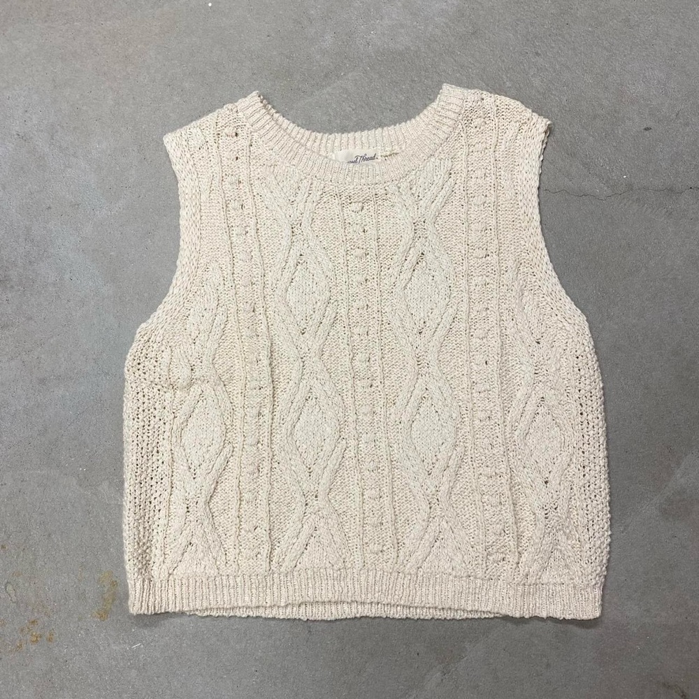 Universal Thread Ivory Knit Sweater